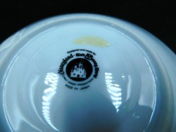 disneyland cup b